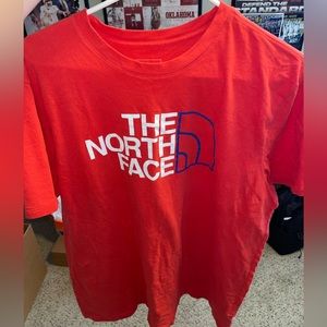 Red Northface logo T shirt Like NEW MENS XL